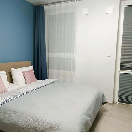 Apartamenty Wiktoryn 6A ワルシャワ エクステリア 写真
