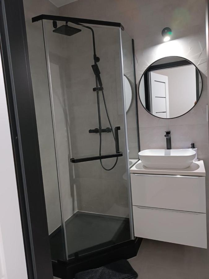 Apartamenty Wiktoryn 6A ワルシャワ エクステリア 写真