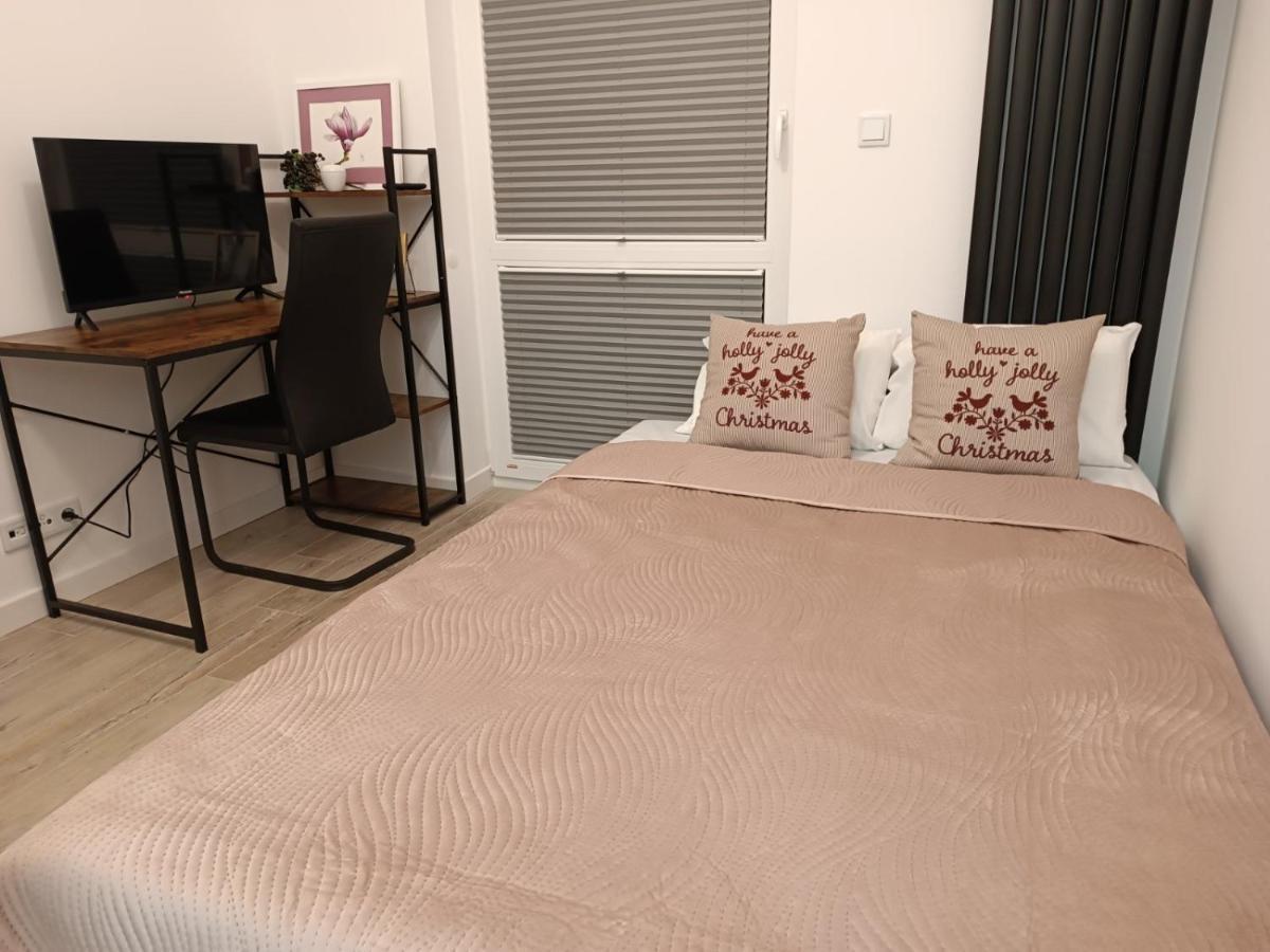 Apartamenty Wiktoryn 6A ワルシャワ エクステリア 写真