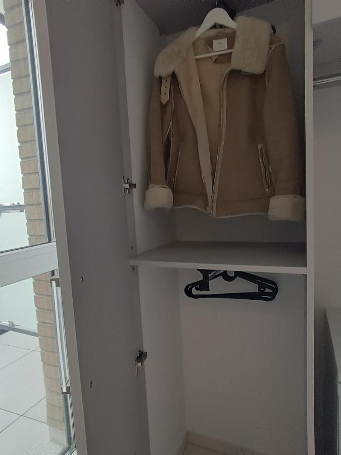 Apartamenty Wiktoryn 6A ワルシャワ エクステリア 写真